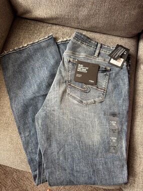 Silver Jeans Light Blue Curvy Fit Mid Rise Bootcut Jeans